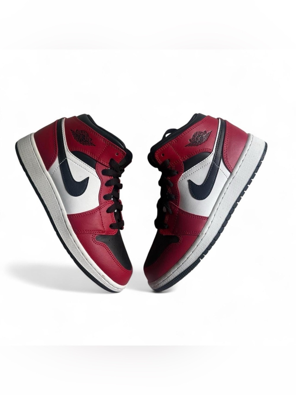 Nike Air Jordan 1 Mid Chicago Toe - Red Black White Sneaker